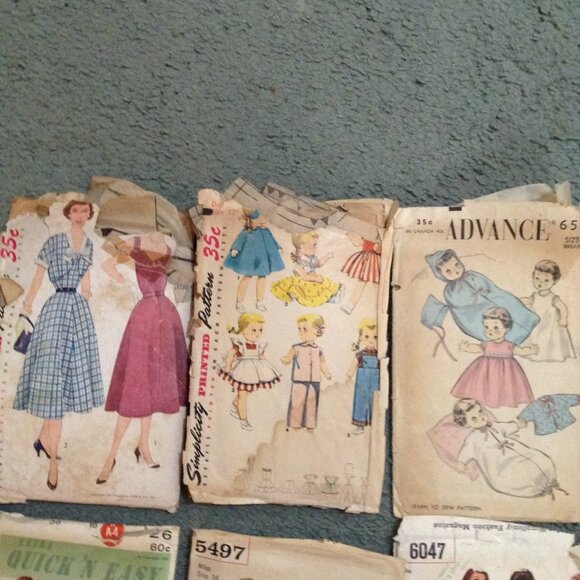 Lot of 14 INCOMPLETE Vintage Patterns, 1940s-1980s - Picture 3 of 7